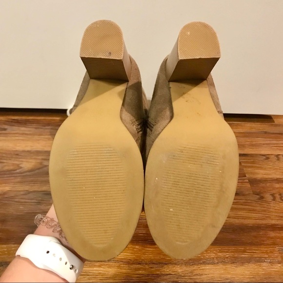 FOREVER Boots - Picture 3 of 4